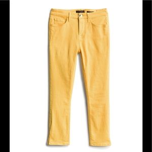 NWT Yellow cropped skinny jeans- Jen7 by 7 for All Mankind